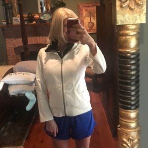 LuLuLemon Size 8 Cream Colored Hoodie  Jacket